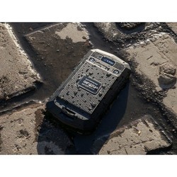 Мобильные телефоны Ginzzu RS7 Dual