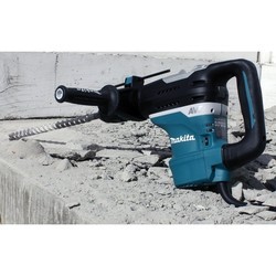 Перфоратор Makita HR4013C