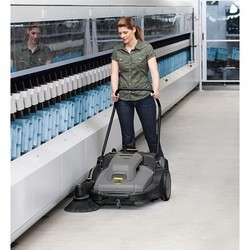 Уборочная машина Karcher KM 70/30 C Bp Pack Adv