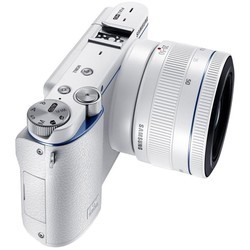 Фотоаппараты Samsung NX3300 kit 20-50