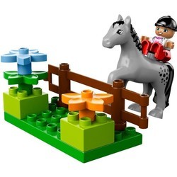 Конструктор Lego Horse Stable 10500
