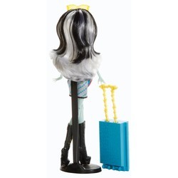 Кукла Monster High Scaris Frankie Stein Y0380