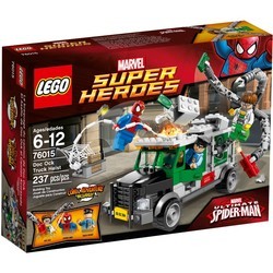 Конструктор Lego Doc Ock Truck Heist 76015