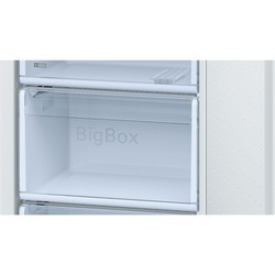 Холодильник Bosch KGN39SW10R