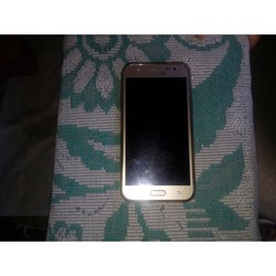 Мобильный телефон Samsung Galaxy J5 (черный)