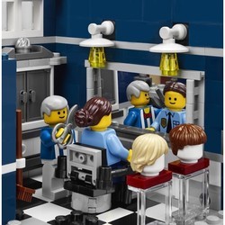 Конструктор Lego Detectives Office 10246