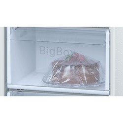 Холодильник Bosch KGN39AK18R