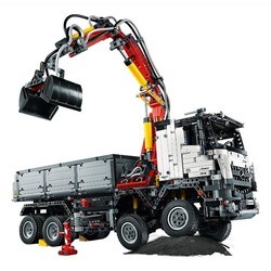 Конструктор Lego Mercedes-Benz Arocs 42043