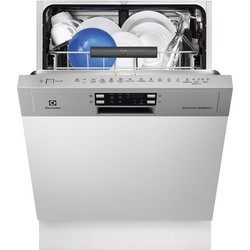 Встраиваемая посудомоечная машина Electrolux ESI 7620