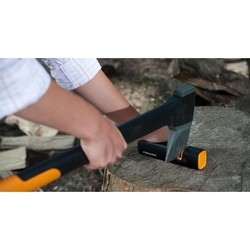 Топор Fiskars X27