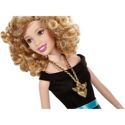 Кукла Barbie Fashionistas CJY45