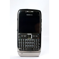 Мобильный телефон Nokia E71