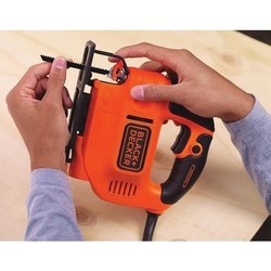 Электролобзик Black&Decker KS701E