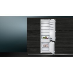 Встраиваемый холодильник Siemens KI 87VVF20