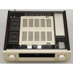 Усилитель Accuphase C-2110