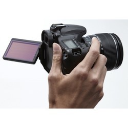 Фотоаппарат Canon EOS 60D kit 18-135
