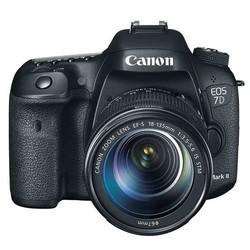 Фотоаппарат Canon EOS 7D Mark II kit 18-135