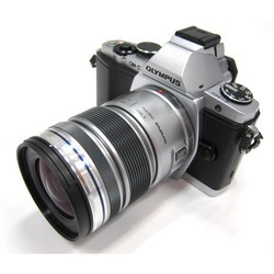 Фотоаппарат Olympus OM-D E-M5 kit 40-150