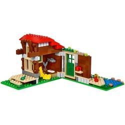 Конструктор Lego Lakeside Lodge 31048