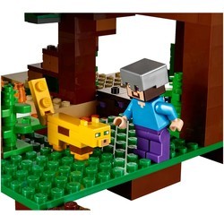 Конструктор Lego The Jungle Tree House 21125
