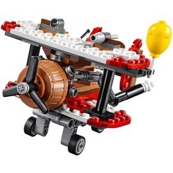 Конструктор Lego Piggy Plane Attack 75822