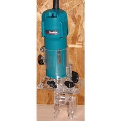 Фрезер Makita 3708F