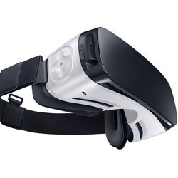 Очки виртуальной реальности Samsung Gear VR CE