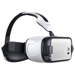 Очки виртуальной реальности Samsung Gear VR2 CE