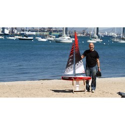 Радиоуправляемый катер PRO BOAT Ragazza 1 Meter Sailboat