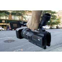 Видеокамера Sony HDR-FX1000E