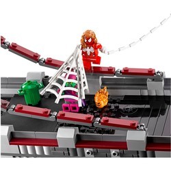Конструктор Lego Web Warriors Ultimate Bridge Battle 76057