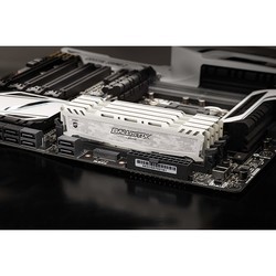 Оперативная память Crucial Ballistix Sport LT DDR4 2x8Gb