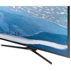 Телевизор Samsung UE-60KU6072