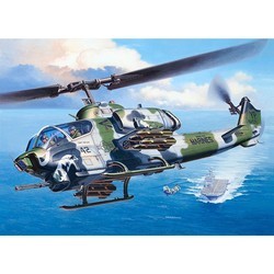 Сборная модель Revell Bell AH-1W SuperCobra (1:48)