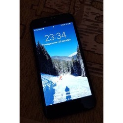 Мобильный телефон Apple iPhone 7 32GB (серебристый)