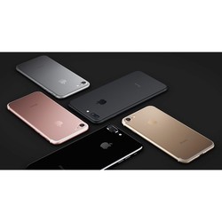 Мобильный телефон Apple iPhone 7 32GB (розовый)