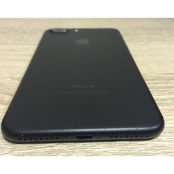 Мобильный телефон Apple iPhone 7 Plus 128GB (черный)