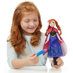 Кукла Disney Annas Magical Story Cape B6701
