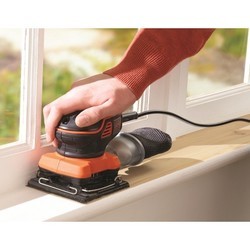 Шлифовальная машина Black&Decker KA450