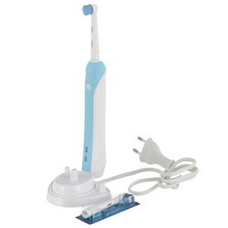 Электрическая зубная щетка Braun Oral-B Professional Care 800 D16