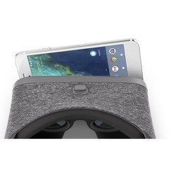 Очки виртуальной реальности Google Daydream View