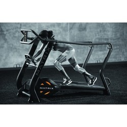 Беговая дорожка Matrix S-Drive Performance Trainer