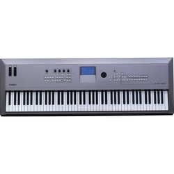 Синтезатор Yamaha MM8