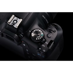 Фотоаппарат Canon EOS 1300D kit 28-135
