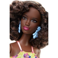 Кукла Barbie Fashionistas DGY65